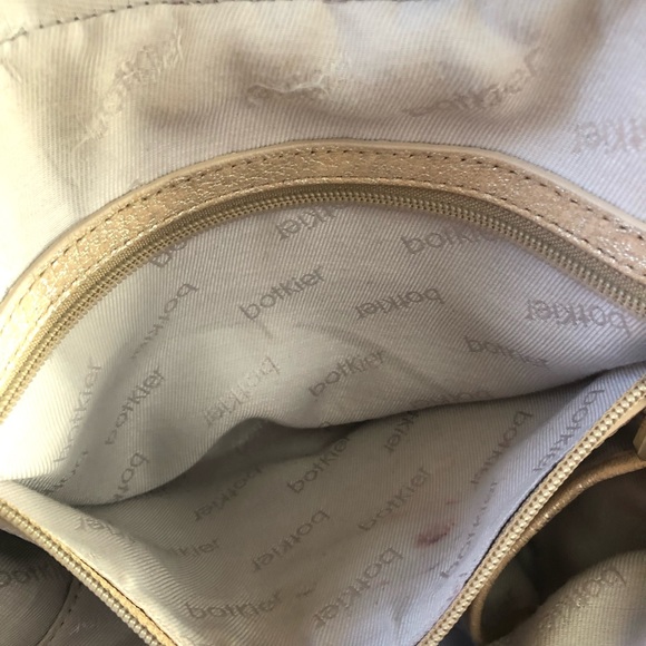 🦋Botkier Soft Leather Handbag - Picture 6 of 9
